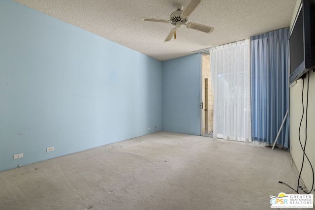 493 Desert Lakes Drive, Palm Springs CA: https://media.crmls.org/mediaz/34a4a42f-d762-46ae-be13-784e2fbc64d5.jpg