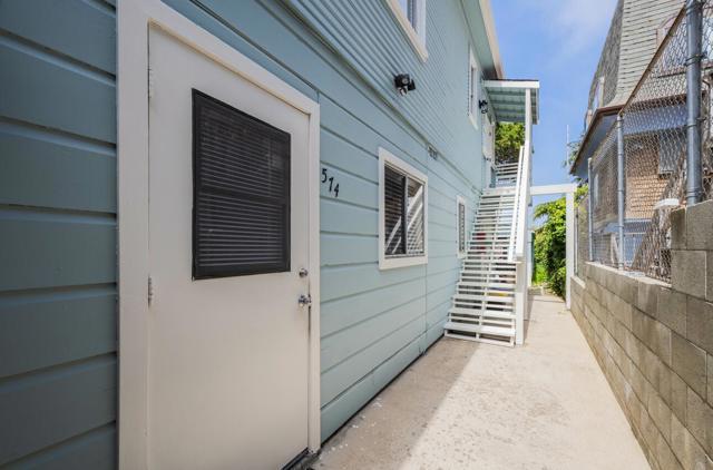 570572 Belden Street, Monterey CA: https://media.crmls.org/mediaz/34a4e4a7-2409-4722-a716-9db8a841741d.jpg