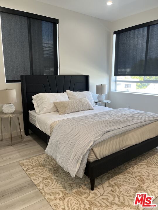 124 S Croft Avenue, Los Angeles CA: https://media.crmls.org/mediaz/34a578d8-7164-4d9d-94e0-09b58d343910.jpg