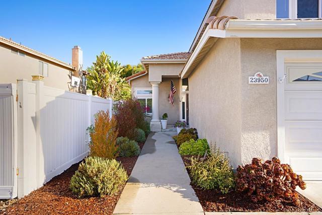 Detail Gallery Image 5 of 35 For 23950 Constantine Dr, Murrieta,  CA 92562 - 5 Beds | 3 Baths