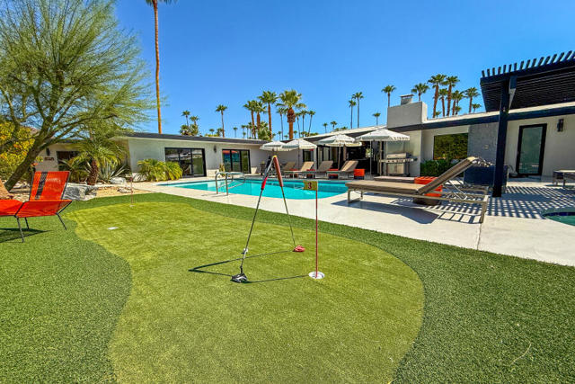 783 N Rose Avenue, Palm Springs CA: https://media.crmls.org/mediaz/34a81542-28ef-493d-8374-17a4fd6196a5.jpg