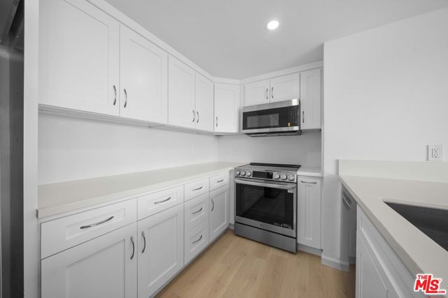 2160 Century Park East, Los Angeles CA: https://media.crmls.org/mediaz/34a829ec-15be-4212-a1ea-35e9403953e5.jpg