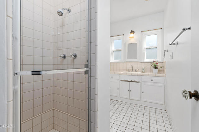 Detail Gallery Image 21 of 35 For 4920 Nagle Ave, Sherman Oaks,  CA 91423 - 3 Beds | 2 Baths