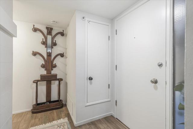 3334 Brittan Avenue, San Carlos CA: https://media.crmls.org/mediaz/34a88190-9d17-4acf-85ea-e5f9002574db.jpg