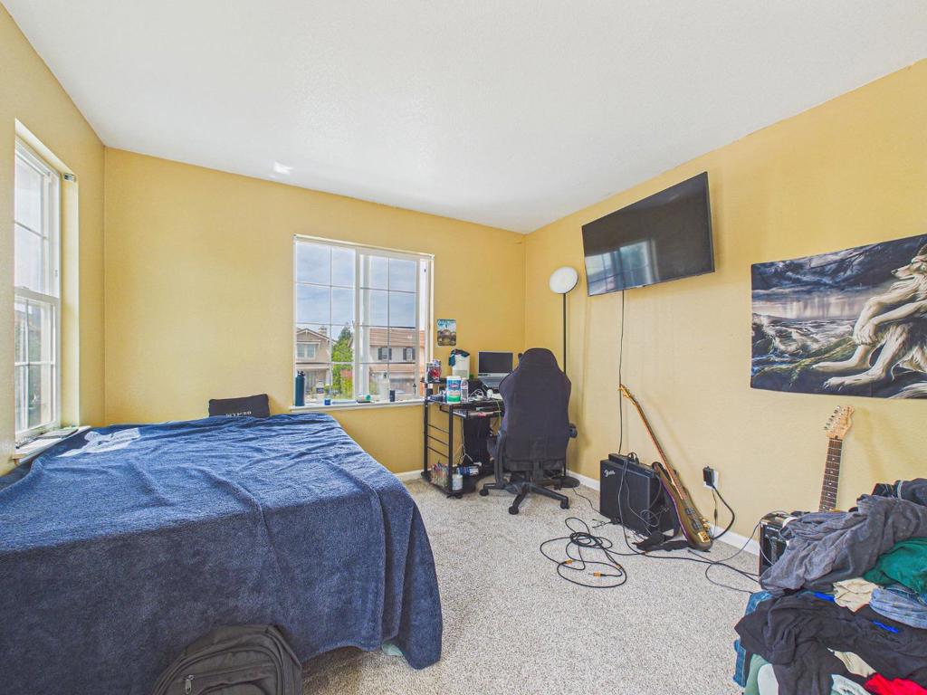 https://media.crmls.org/mediaz/34a8b39a-f9f2-4567-a292-3e1870f1eeac.jpg?preset=X-Large
