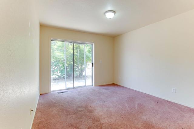 6460 Cabernet Drive, Hollister CA: https://media.crmls.org/mediaz/34a97f9b-0909-473b-921b-5ac75d23d018.jpg