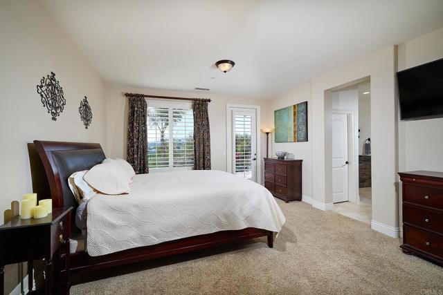 5617 Hidden Grove Way, Bonsall CA: https://media.crmls.org/mediaz/34aa32d3-92ba-4cc1-9900-03554a50a913.jpg