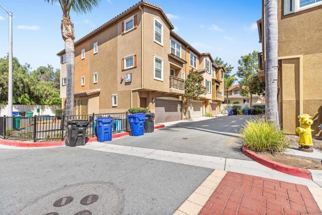 514 62Nd St, San Diego CA: https://media.crmls.org/mediaz/34aa38f1-f3fc-4936-950f-54d06b61311d.jpg