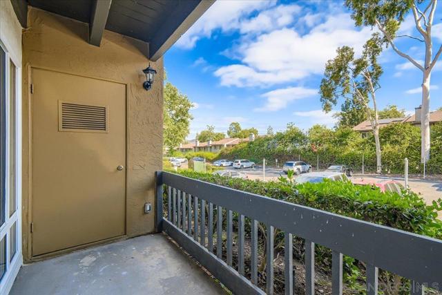 17147 W W Bernardo Dr, San Diego CA: https://media.crmls.org/mediaz/34aa5e8a-2d8d-4f44-a334-5e55672f39c1.jpg