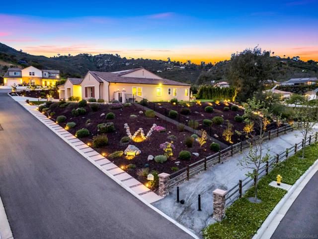 21992 Wilgen Rd, Escondido CA: https://media.crmls.org/mediaz/34ab430b-af34-4aa7-9d00-6845c27da67b.jpg