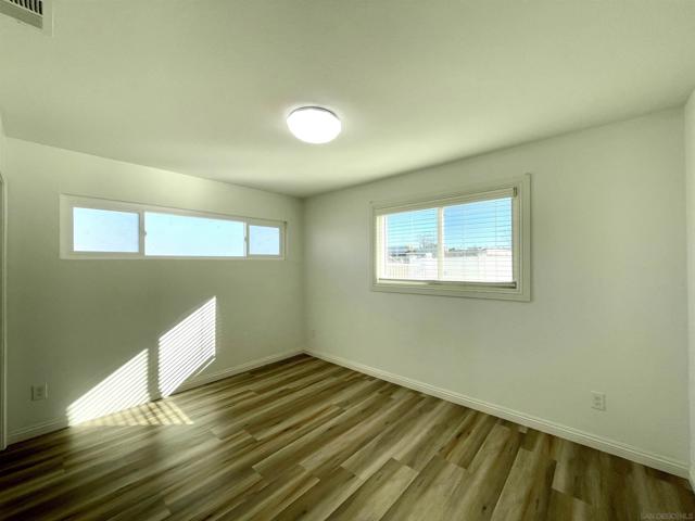 4106 Dellwood St, San Diego CA: https://media.crmls.org/mediaz/34aed353-7206-4d83-a95f-2716d149267e.jpg