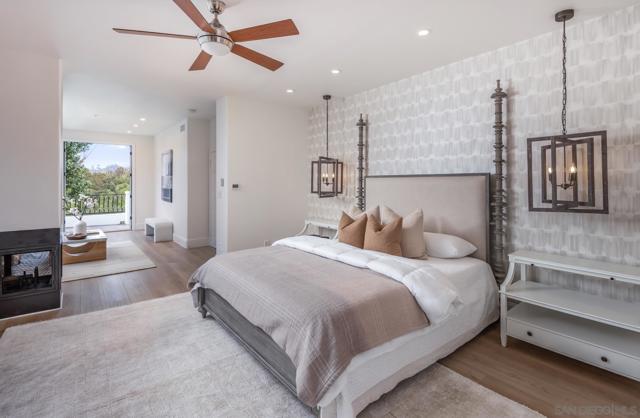 2815 Santa Fe Vista Ct, Encinitas CA: https://media.crmls.org/mediaz/34aefa80-ddf4-4ed6-b460-1703f9093edd.jpg
