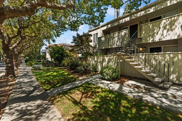 903 Apricot Avenue, Campbell CA: https://media.crmls.org/mediaz/34af6239-27dc-4aa6-891b-6e7a1c5d200e.jpg