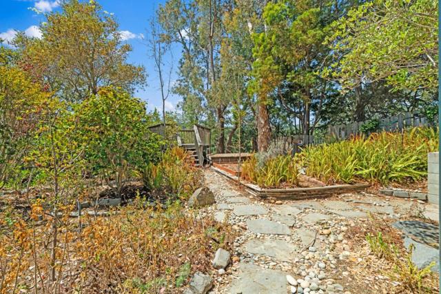 1780 Edgewood Road, Redwood City CA: https://media.crmls.org/mediaz/34af732e-7585-4382-a692-7e5961c8aa2e.jpg