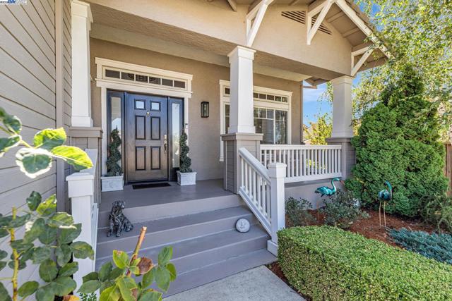 2460 Magnolia Way, Morgan Hill CA: https://media.crmls.org/mediaz/34af97e0-67c5-43f5-bfe6-176f2804c142.jpg