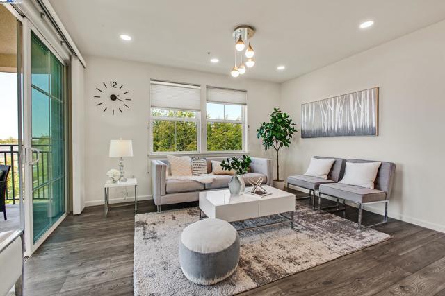 800 S Abel St, Milpitas CA: https://media.crmls.org/mediaz/34b1bd99-1b57-4d37-bf82-b7c55b97c9e8.jpg