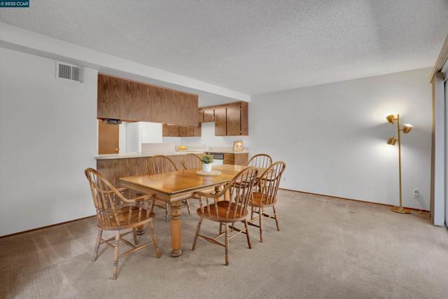 663 Abrigo Ct, San Ramon CA: https://media.crmls.org/mediaz/34b1f81e-3cd6-4a70-9a5b-b3c269d98d45.jpg