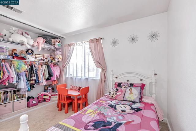 1771 Schooner Way, Pittsburg CA: https://media.crmls.org/mediaz/34b26047-6424-490c-8d83-0657dabfa9ca.jpg