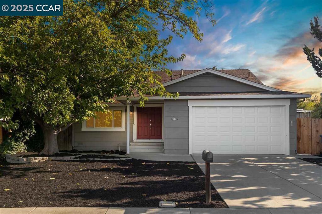3325 G St