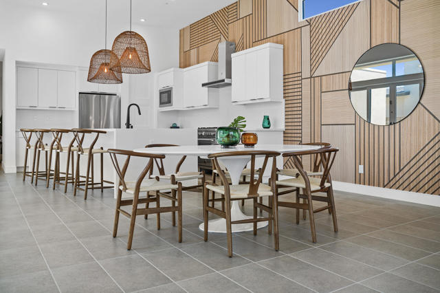 761 Nugget Lane, Palm Springs CA: https://media.crmls.org/mediaz/34b448a7-a4bc-42bf-a150-437621bccc4d.jpg
