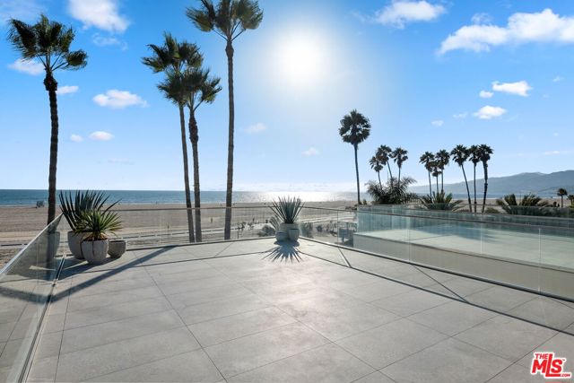 Image 39 of 72 For 938 Palisades Beach Road
