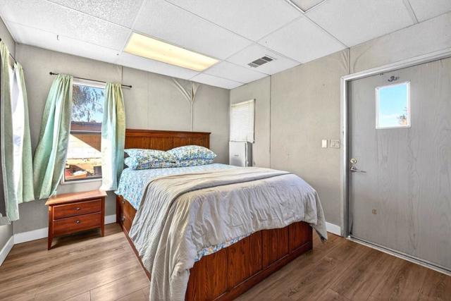 Image 46 of 49 For 20555 Mountain View Road