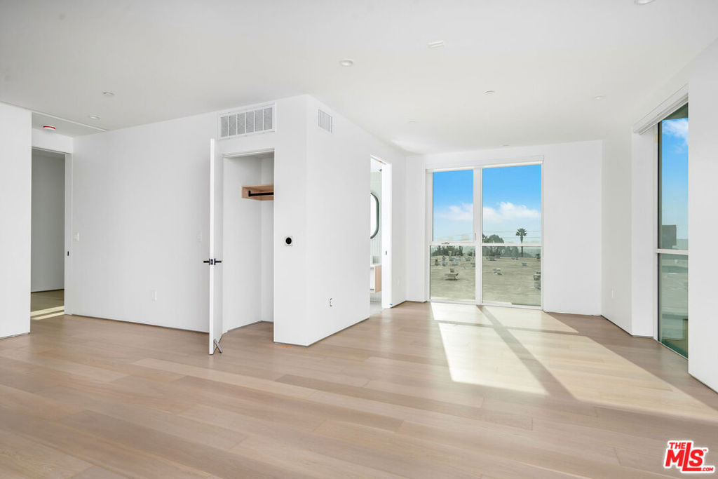 MLS #26853179 image #3