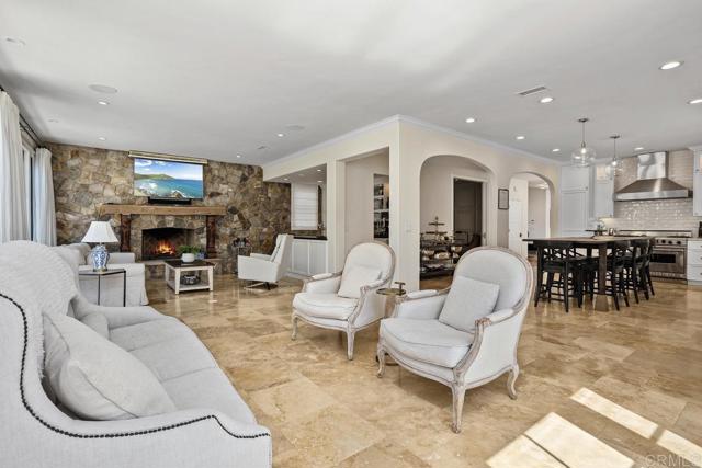 3433 Western Springs Rd, Encinitas CA: https://media.crmls.org/mediaz/34b66086-d5d9-4986-a170-35ad48498076.jpg