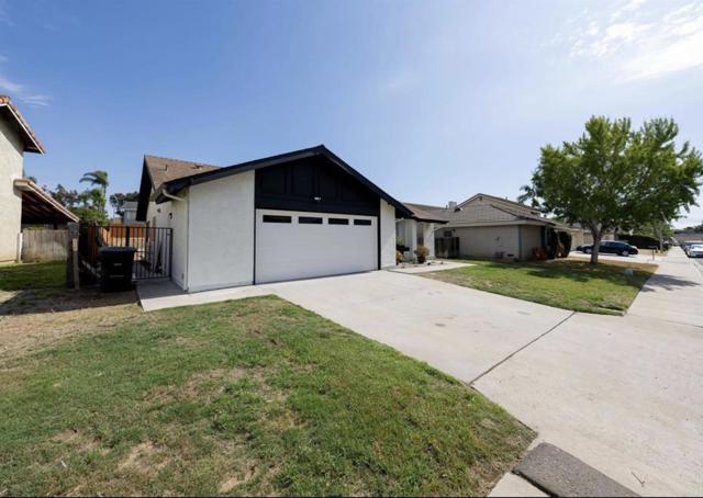 Detail Gallery Image 2 of 20 For 748 Cholla Rd, Chula Vista,  CA 91910 - 3 Beds | 2 Baths