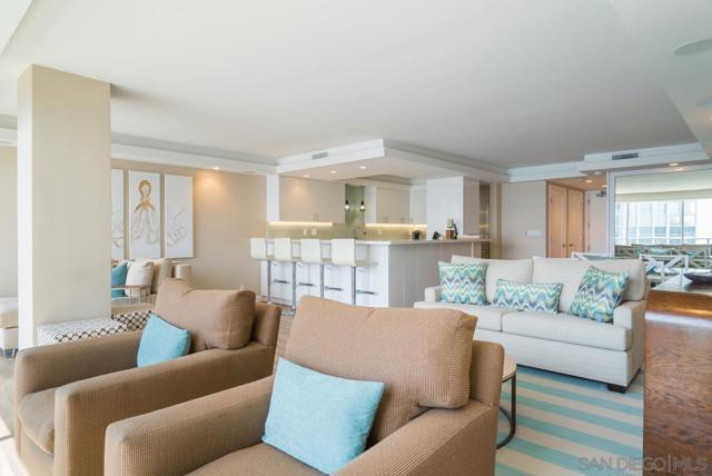 1750 Avenida del Mundo, Coronado CA: https://media.crmls.org/mediaz/34b81be7-0fd7-4dcc-8416-e0d4524bfe2b.jpg