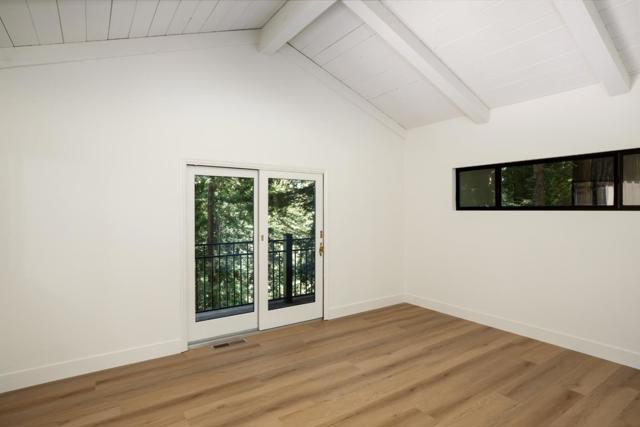 125 Grandview Drive, Woodside CA: https://media.crmls.org/mediaz/34b85af0-a5c7-4f2f-94ff-6b9ba7147719.jpg