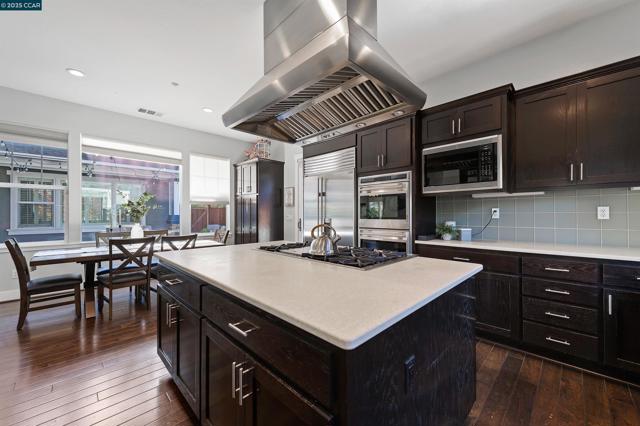 5656 Stockton Loop, Livermore CA: https://media.crmls.org/mediaz/34b8bb63-9f03-493a-80bf-24732f0d4e2d.jpg