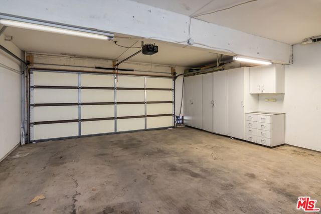14311 Hartsook Street, Sherman Oaks CA: https://media.crmls.org/mediaz/34b9375d-2043-45d3-9d0a-c914ed106e4a.jpg