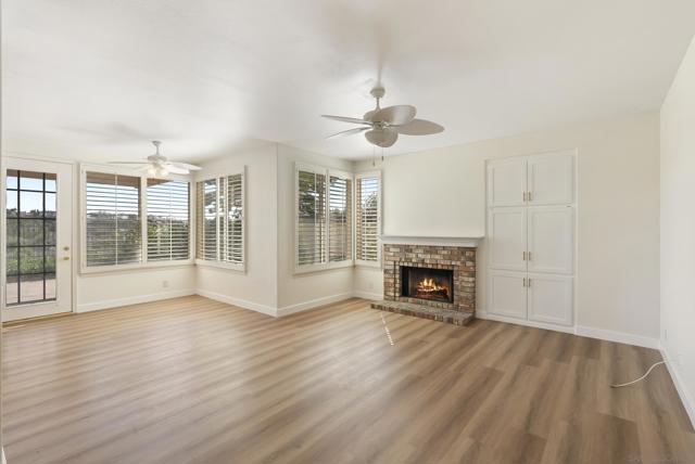 Image 10 of 48 For 6927 Wildrose Ter