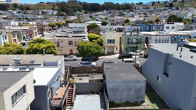 40 Acton St, Daly City CA: https://media.crmls.org/mediaz/34bbb8a2-fa03-4ec7-978a-886a15366156.jpg