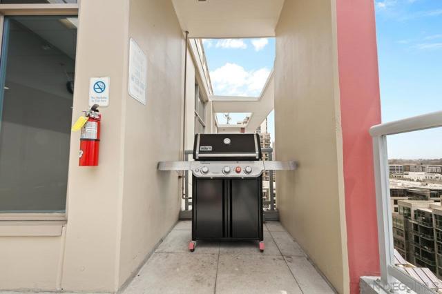 427 9th Ave., San Diego CA: https://media.crmls.org/mediaz/34bcf2dd-97bd-4621-88af-f26528e2f667.jpg