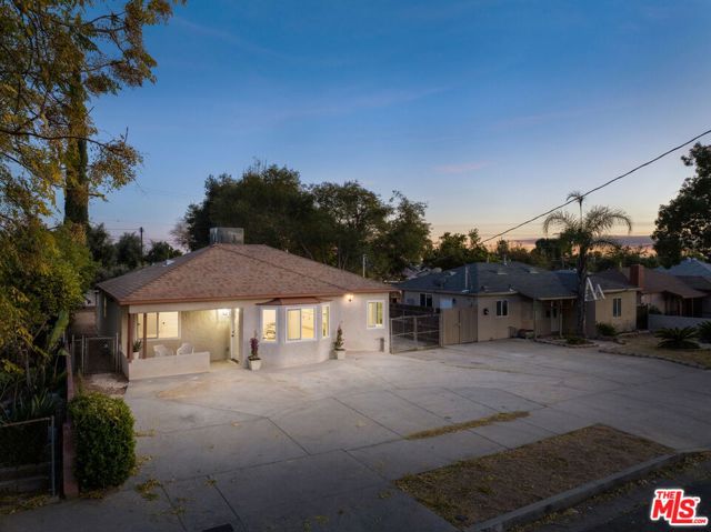 14384 Astoria Street photo 3