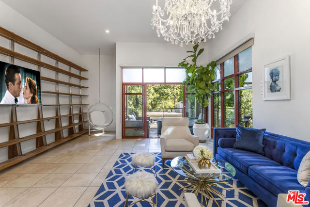 8783 Lookout Mountain Avenue, Los Angeles CA: https://media.crmls.org/mediaz/34bdc37f-e2bf-49ea-ba2e-a9a271ee2fef.jpg