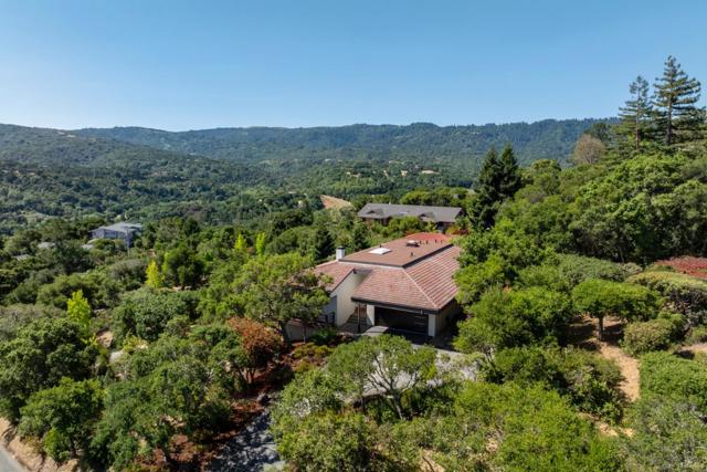 165 Golden Oak Drive, Portola Valley CA: https://media.crmls.org/mediaz/34bdf5de-05a7-4187-86eb-b3836dbce6c8.jpg
