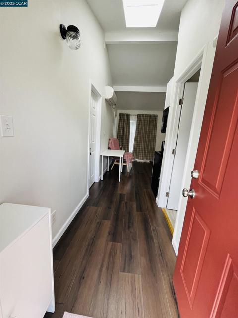 2326 Estrella Ct, Pinole CA: https://media.crmls.org/mediaz/34bef5b7-baa5-42bc-8f85-7fe62590f035.jpg