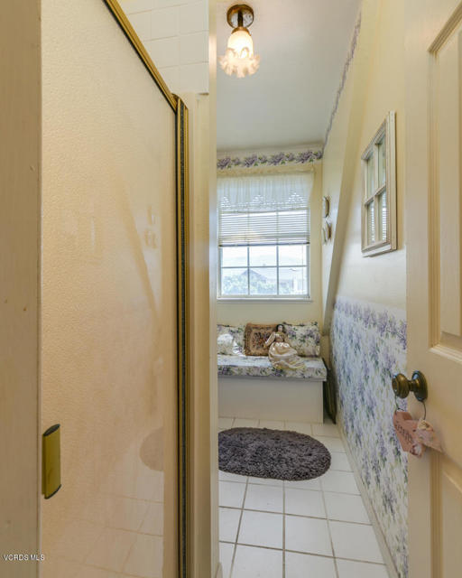 1480 Magnolia Drive, Santa Paula CA: https://media.crmls.org/mediaz/34beff86-58bb-4913-9dee-744127a482be.jpg