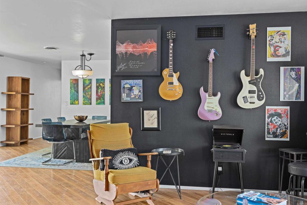 111 Avocado - photo 9