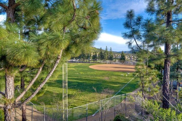 1440 Clearview Way, San Marcos CA: https://media.crmls.org/mediaz/34c0a47b-63c1-4f54-a009-3c136fa166d6.jpg