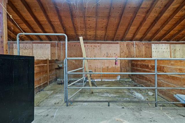 5955 Diablo Hills Road, Tres Pinos CA: https://media.crmls.org/mediaz/34c13c2a-f7dc-4a82-9d94-8651f932f864.jpg