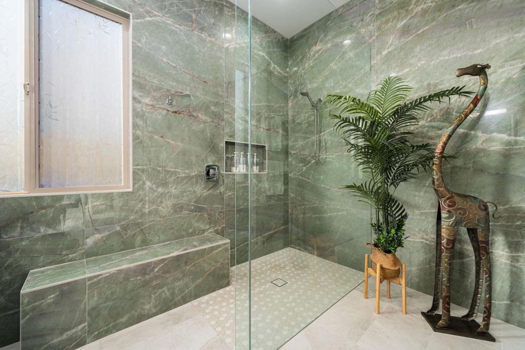 https://media.crmls.org/mediaz/34c1fa6e-a2c6-448c-96ea-b2212c040280.jpg?preset=X-Large