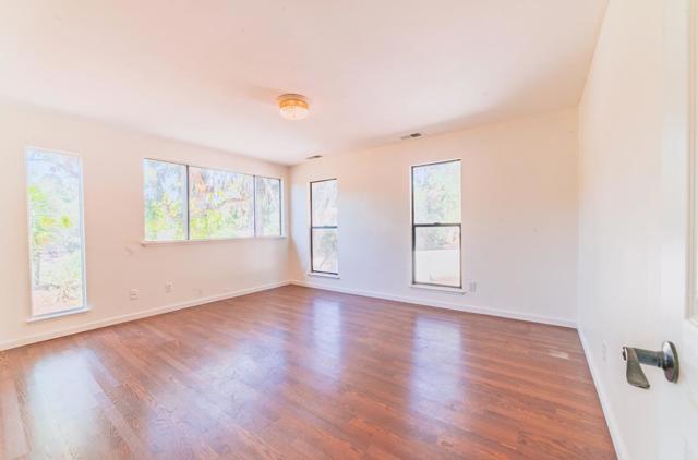 20210 Wilder Court, Salinas CA: https://media.crmls.org/mediaz/34c34fd9-e53f-443c-b507-708f5892c32c.jpg
