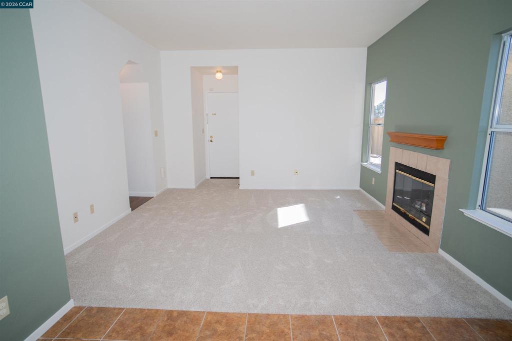 https://media.crmls.org/mediaz/34c351d8-b0be-460d-bf6a-c6188eb7d2de.jpg?preset=X-Large