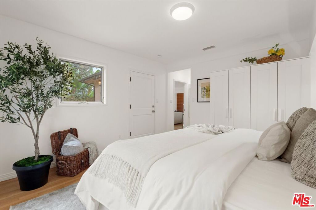 MLS #25602111 image #12