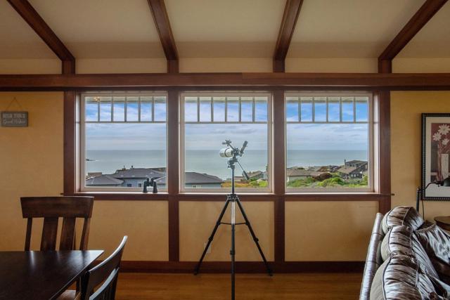 10 Maui Lane, Dillon Beach CA: https://media.crmls.org/mediaz/34c6b37a-3f58-4f08-9bca-7cf4cb9067bd.jpg
