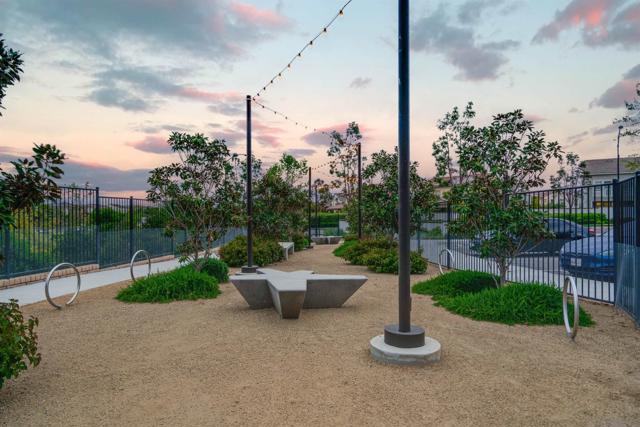 5384 Aurora Summit Trl, San Diego CA: https://media.crmls.org/mediaz/34c6e039-e8b8-438a-b893-87dec0d7905d.jpg